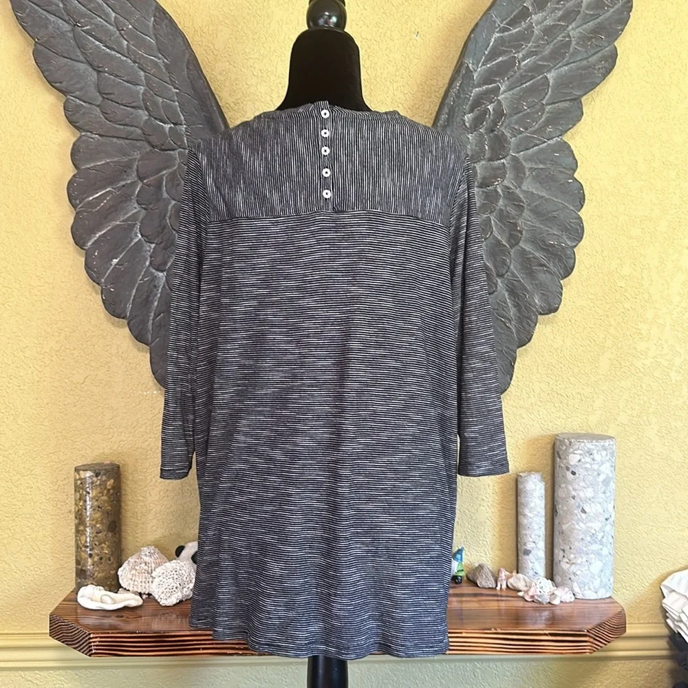 J Jill Striped 3/4 sleeve Shirt - Picture 5 of 8